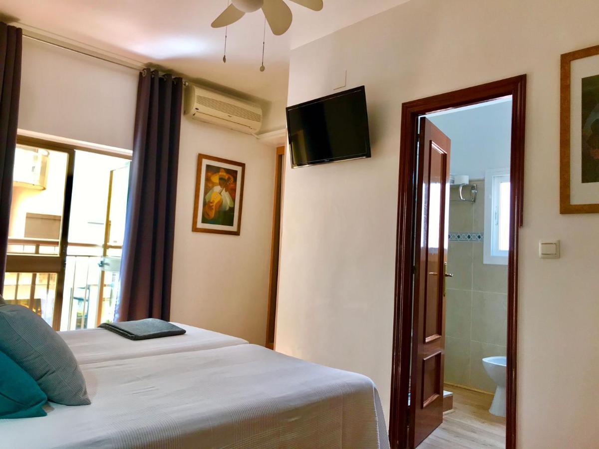 Hostal Guadalupe Torremolinos Esterno foto