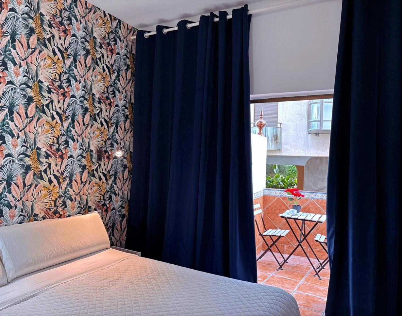 Hostal Guadalupe Torremolinos Esterno foto