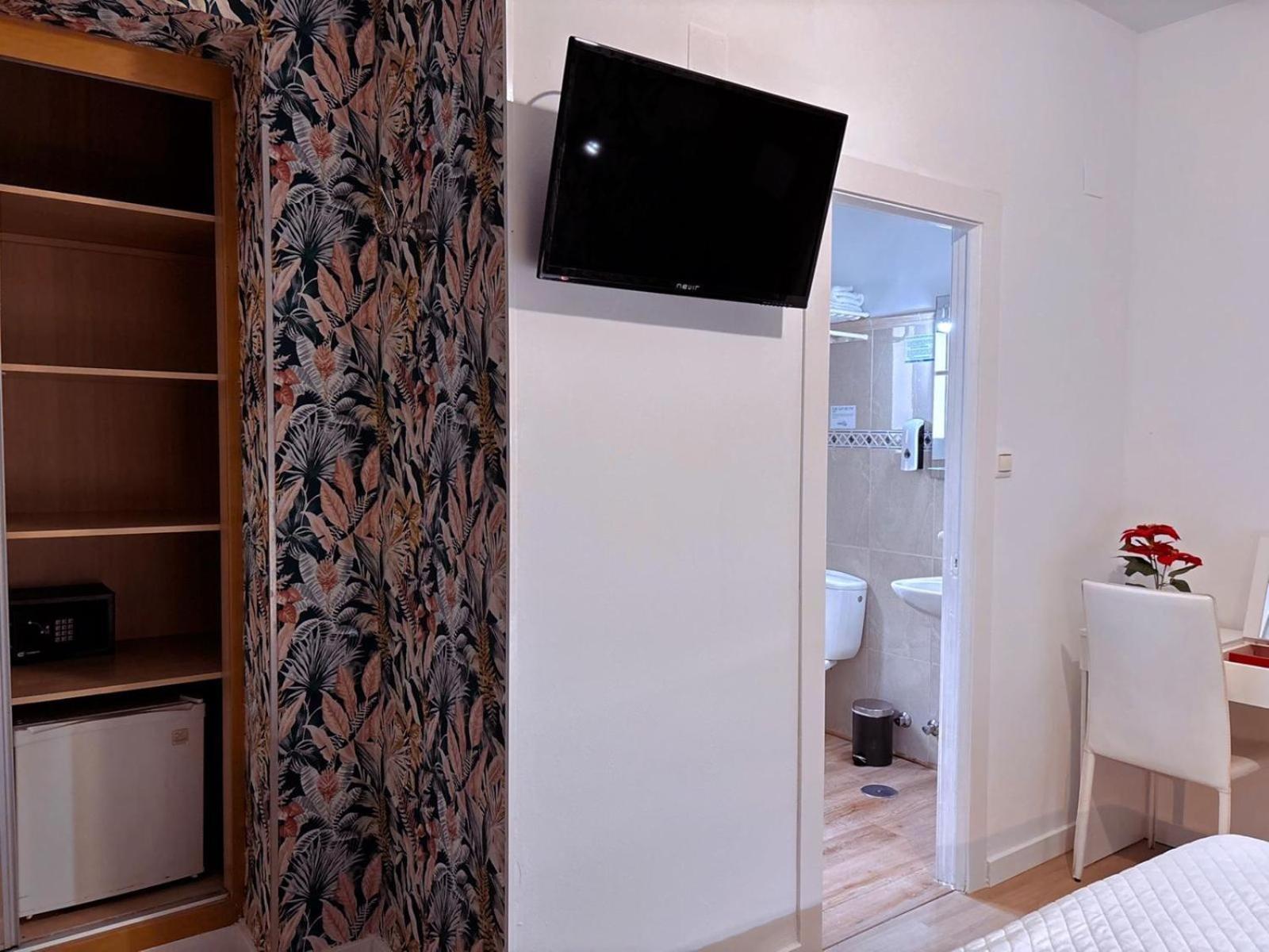 Hostal Guadalupe Torremolinos Esterno foto
