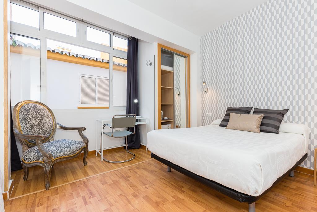 Hostal Guadalupe Torremolinos Esterno foto