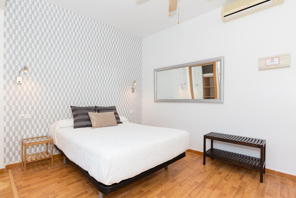 Hostal Guadalupe Torremolinos Esterno foto