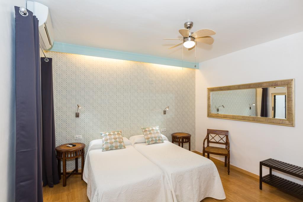Hostal Guadalupe Torremolinos Esterno foto