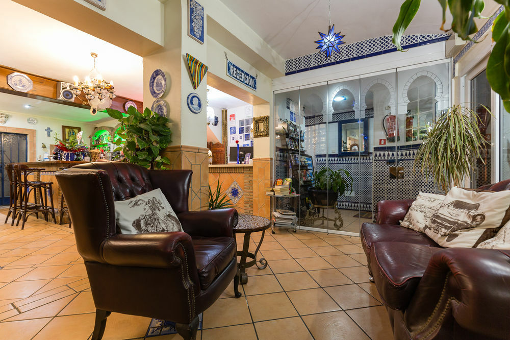 Hostal Guadalupe Torremolinos Esterno foto